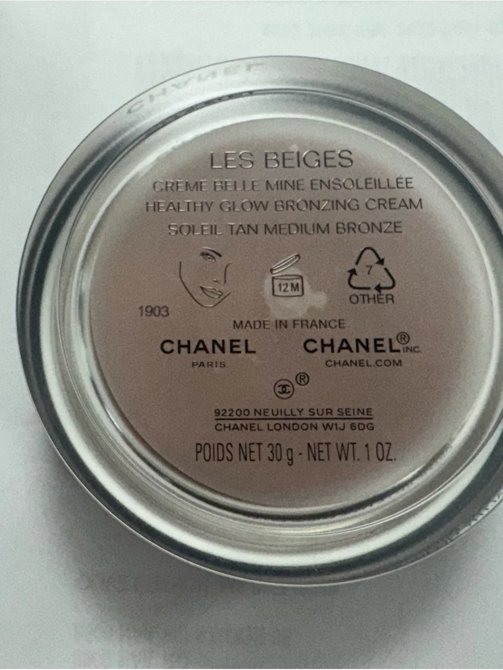 CHANEL Les Beiges Healthy Glow Bronzing Cream - Beige and Black Packaging